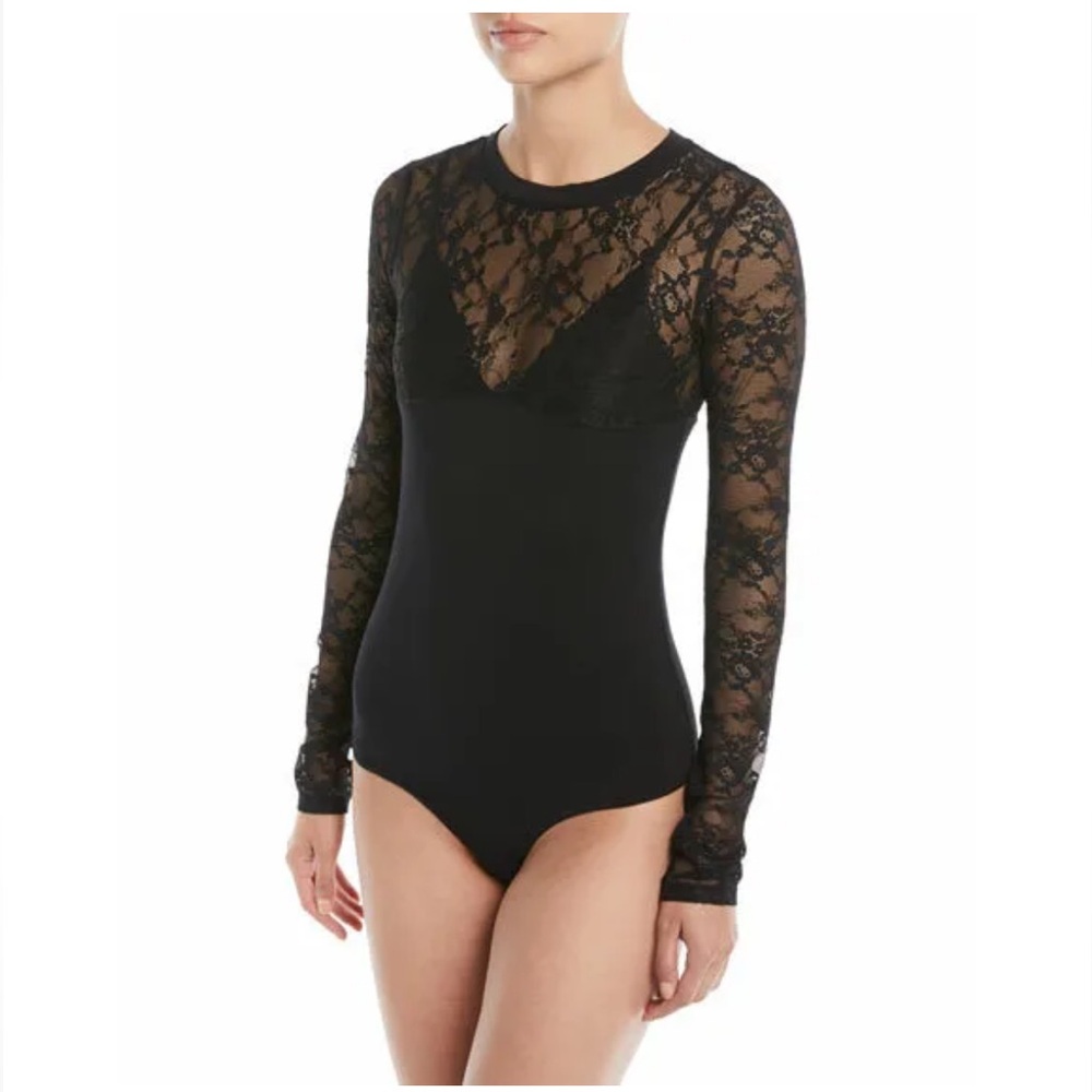 Kendall+Kylie Lace mock neck long sleeve black bodysuit sz.S